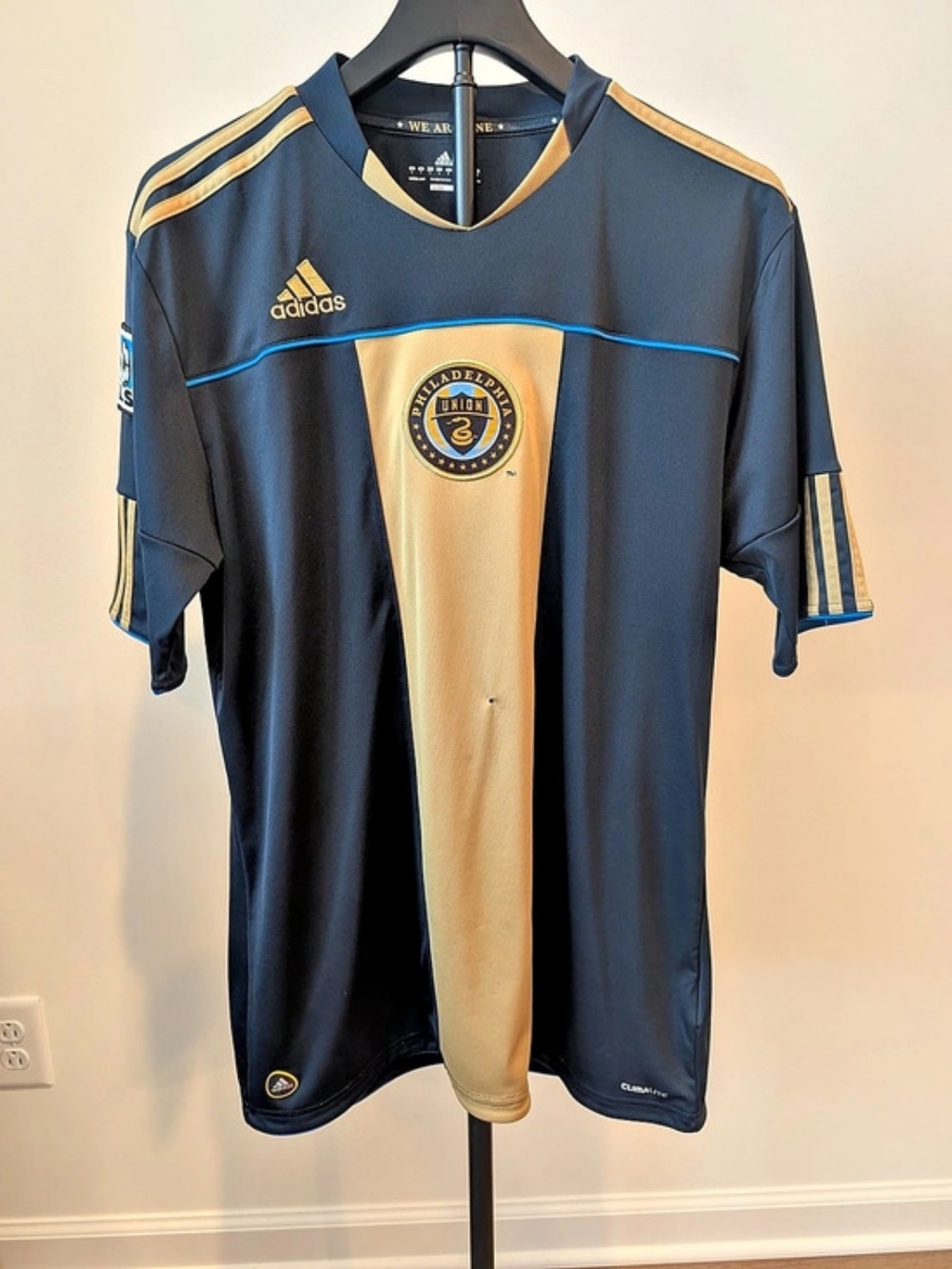 adidas Philadelphia Union 2010/2011 Home Soccer Jersey Large